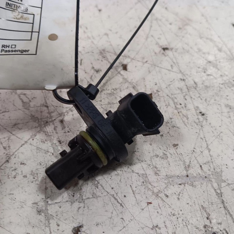 Nissan Kicks Camshaft Cam Shaft Position Sensor  1.6 2021 2022 2023 20
