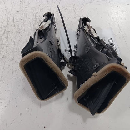 Ford Fiesta Dash Air Vent Center Middle  2016 2017 2018 2019