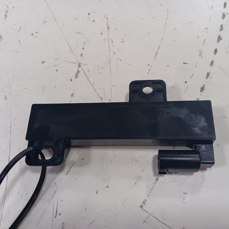 Jeep Compass Keyless Entry Antenna Module 68051315AB 2021 2020 2019 2018 2017