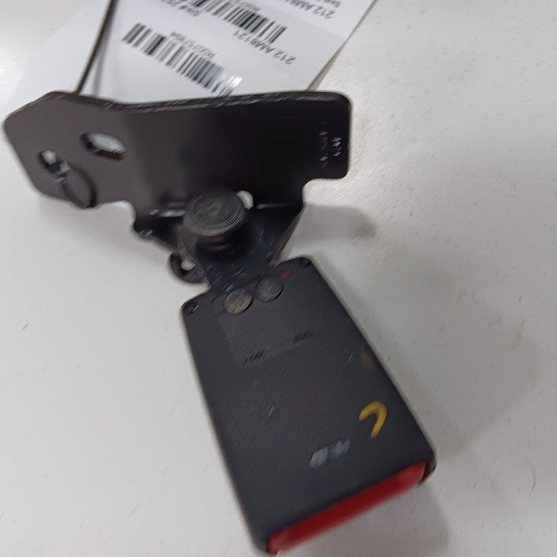 Jeep Renegade Center Rear Back Seat Belt 2023 2022 2021 2020 OEM