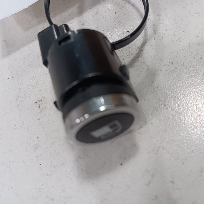 Grand Cherokee Fuel Door Switch Gas Cap Cover Lid Release Button Contr