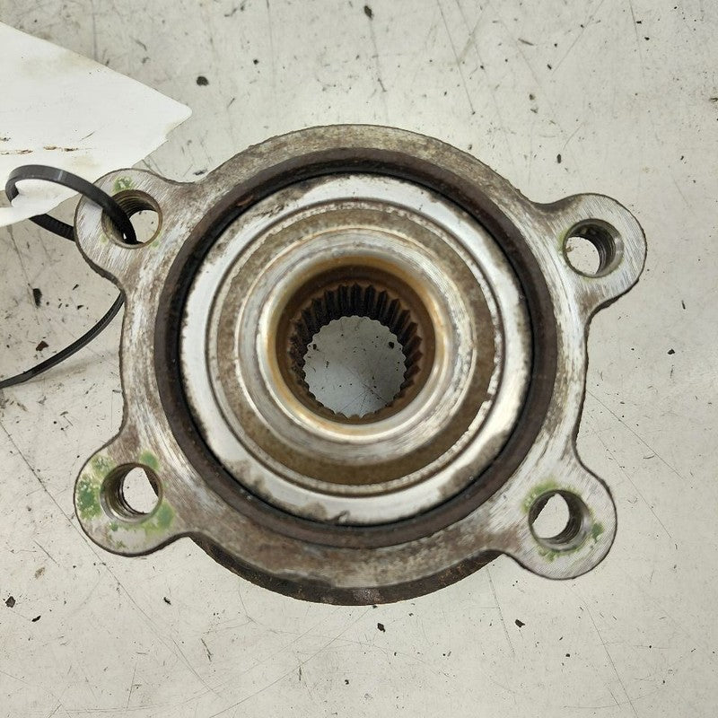 Passenger Right Rear Knuckle Stub Bearing Hub AWD Fits 20-25 Ford Esca