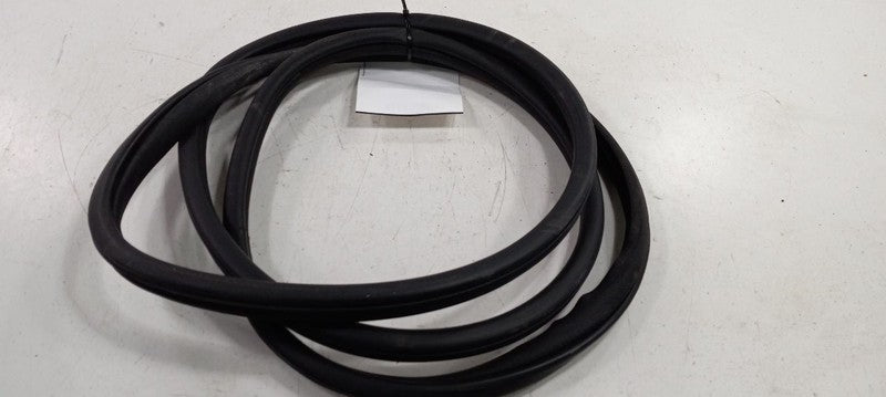 Honda Accord On Body Door Jamb Seal Rear Left Back 2012 2011 2010 2009