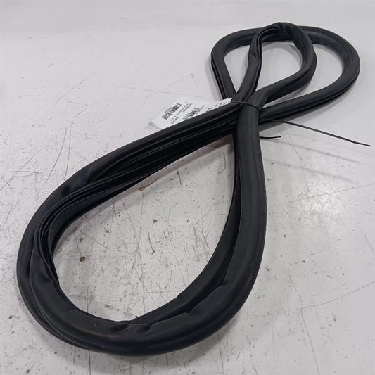 Buick Encore On Body Door Jamb Seal Front Right Passenger  2018 2019 2020