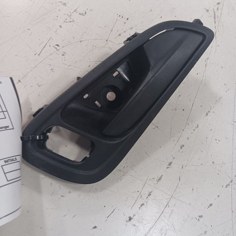 Ford Focus Door Handle Right Passenger Front Interior Inside 2018 2017