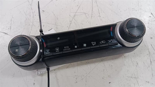Temperature Control Front Heat Heater AC Switch ID 55900-42470 Fits 19 RAV4