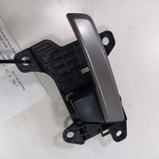Hyundai Elantra Door Handle Left Driver Front Interior Inside  2017 2018 2019 