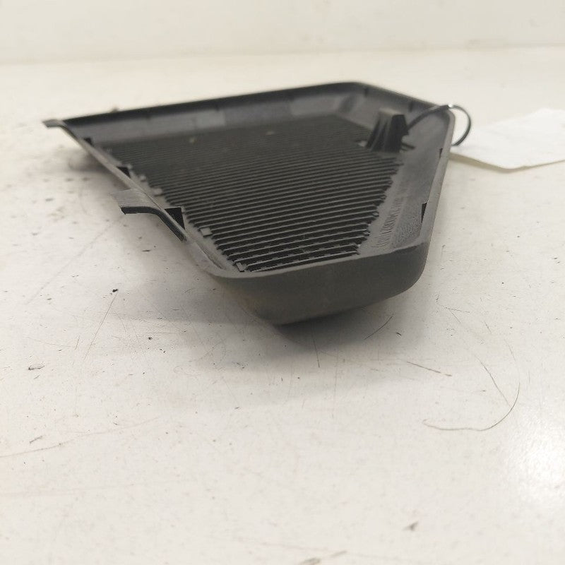 Cadillac CT6 Windshield Cowl Vent Panel Trim Cover Right Passenger  20