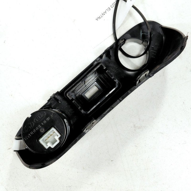 Hyundai Elantra USB Plug In Hub Port  2024 2023 2022 2021 OEM