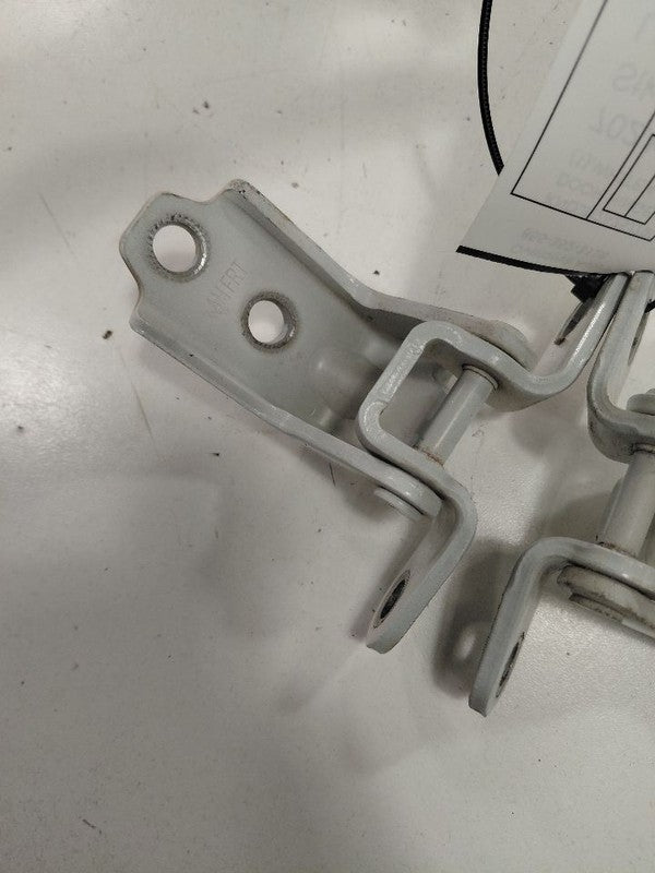 Kia Soul Door Hinge Set Right Front Passenger  2017 2018 2019 OEM