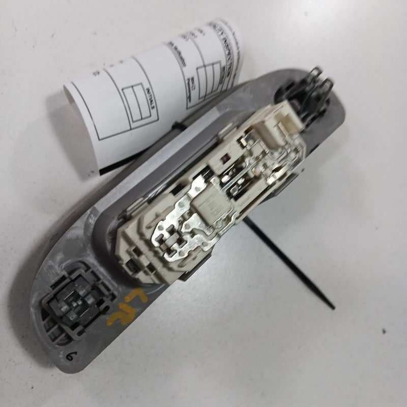 Jeep Compass Left Rear Dome Light Roof Lamp W/ Grab Handle 2018 2019 2020 2021