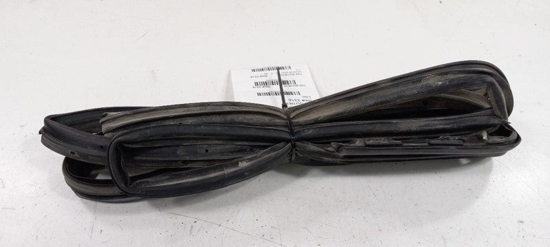 Subaru Legacy On Door Seal Rubber Left Rear Back 2010 2011 2012 2013 2