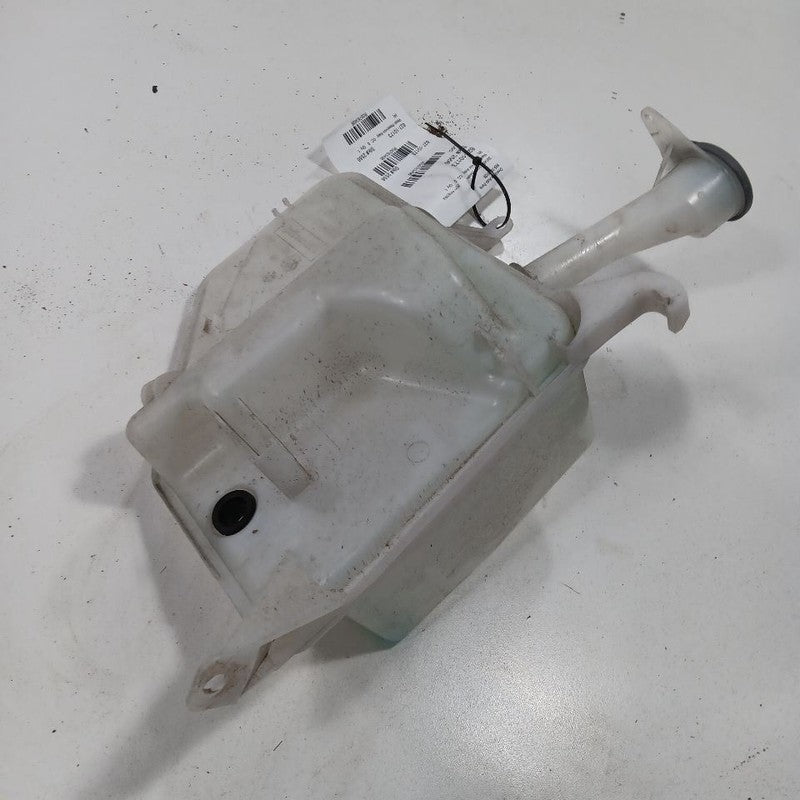 SENTRA    2023 Wash Reservoir