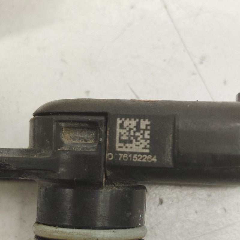 Cadillac XTS Camshaft Cam Shaft Position Sensor      3.6 2016 2017 201