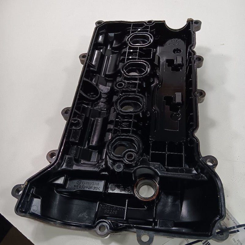 Mazda CX-3 2.0 Engine Cylinder Head Valve Cover  2016 2017 2018 OEM
