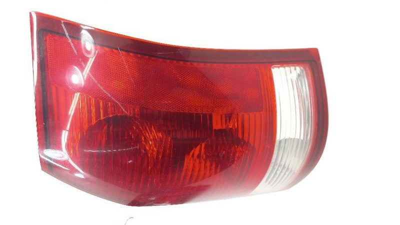 22692371 Passenger Right Tail Light Lamp Fits 04-07 VUE