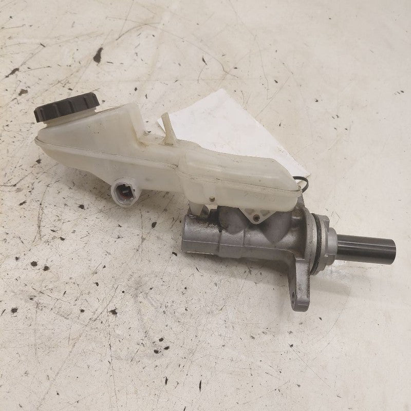 Brake Master Cylinder Fits 14-21 Mazda 6