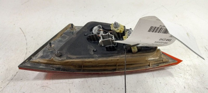 Driver Left Tail Light Brake Lamp Sedan Lid Mounted Fits 15-17 200  OE