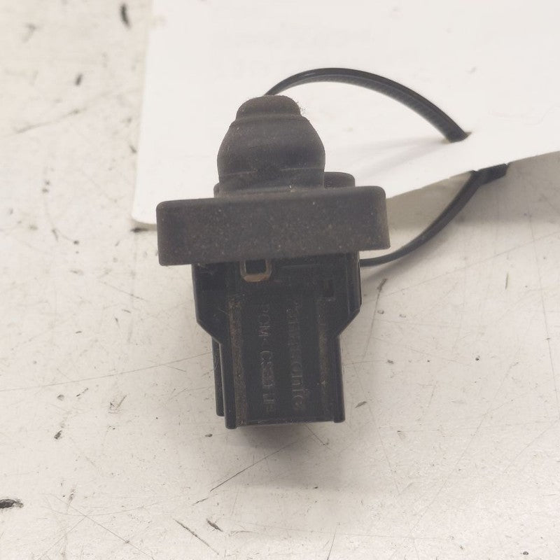 Nissan Versa Note Door Ajar Switch Door Open Dome Light Switch  2019 2