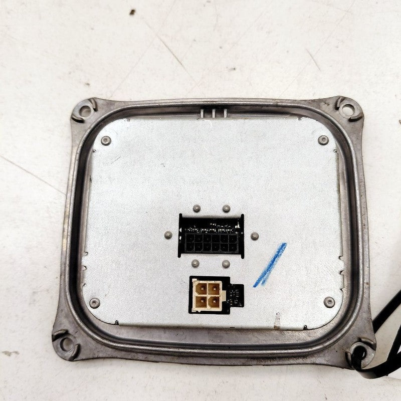 Passenger Right Headlight Daytime Ballast Only 10EEG130772 14-18 Jeep Cherokee