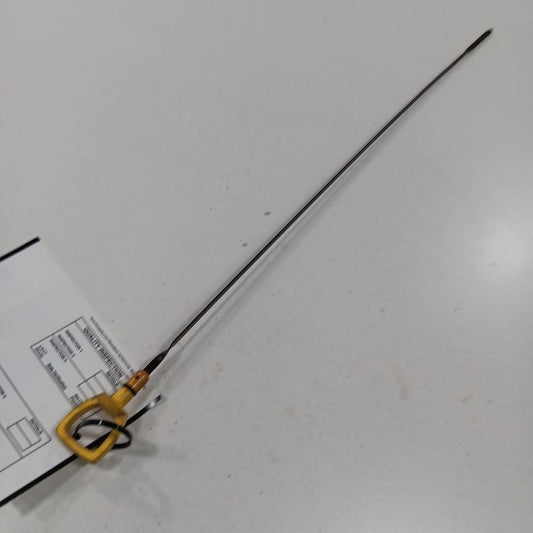 Toyota Yaris 1.5 Engine Oil Dipstick  2020 2019 2018 2017 2016