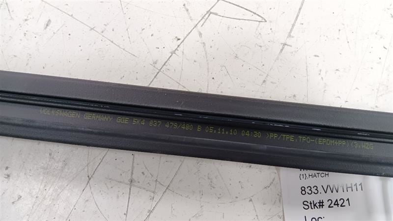 Volkswagen Golf Left Front Weather Strip Interior 2010 2011 2012 2013 2014