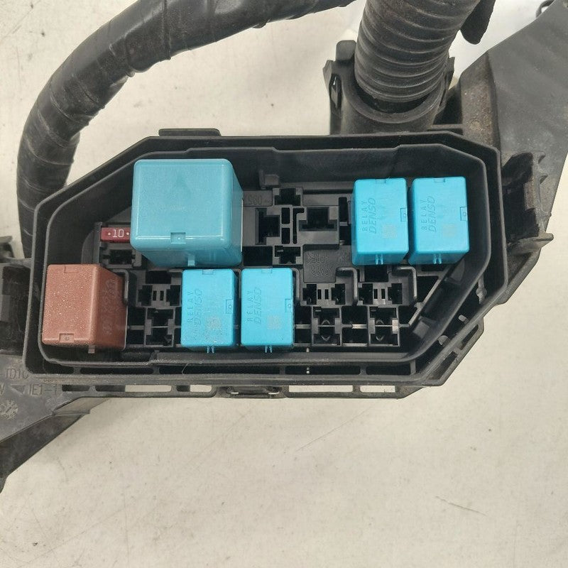 Passenger Right Fuse Box Engine VIN Fu 7th And 8th Digit 19-22 Toyota 