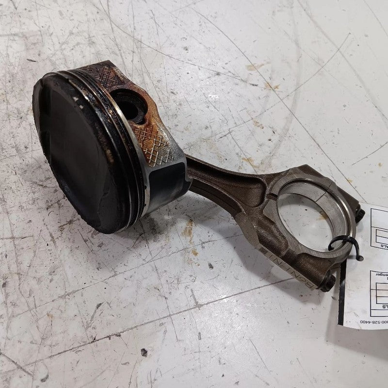 Legacy Outback 2.5 Single Piston With Connecting Rod   2015 2016 2017 