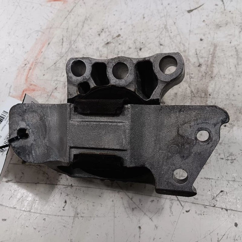 Jeep Compass 2.4 Engine Motor Mount Right Passenger 2019 2020 2021 2022