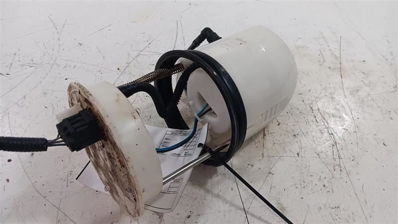 PELL1335ZA Gas Fuel Pump Assembly Fits 2016 2017 2018 2019 MAZDA CX-3