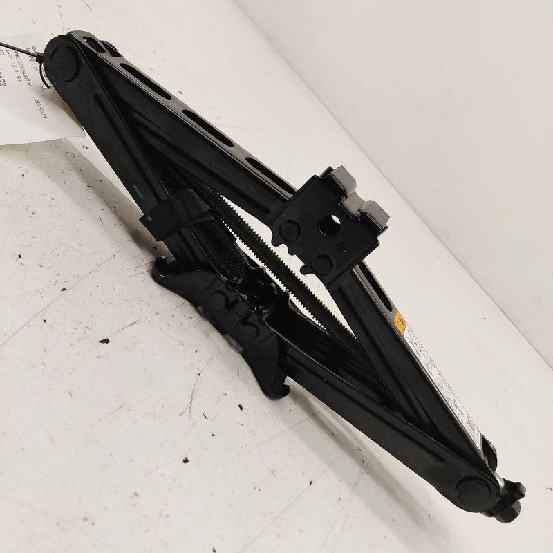 Ford Escape Spare Tire Changing Jack  2022 2023 2024