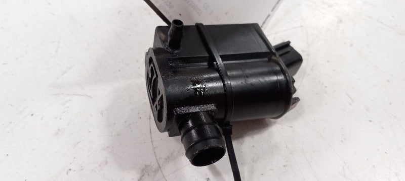 Kia Forte Windshield Washer Wash Fluid Reservoir Motor Pump Electric 2