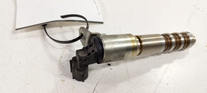 Cadillac CTS Variable Timing Gear Oil Control Valve Solenoid Cylinder 