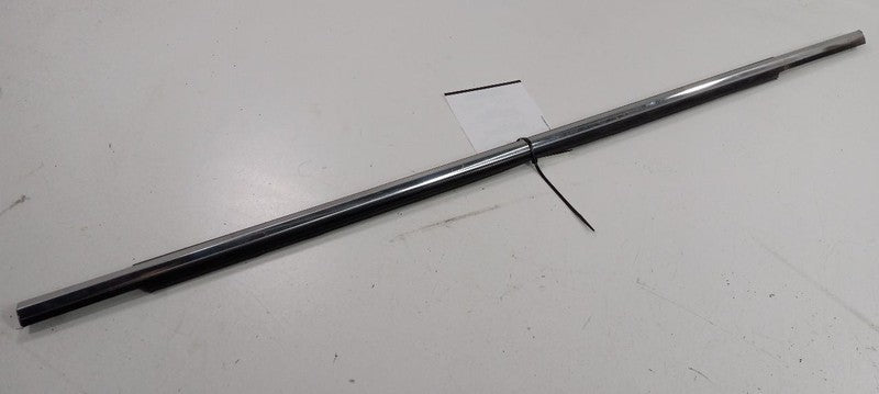 Cadillac SRX Door Glass Window Weather Strip Trim Front Left Driver 2011 2012 13