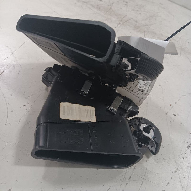Ford Focus Dash Air Vent Center Middle  2018 2017 2016 2015 OEM