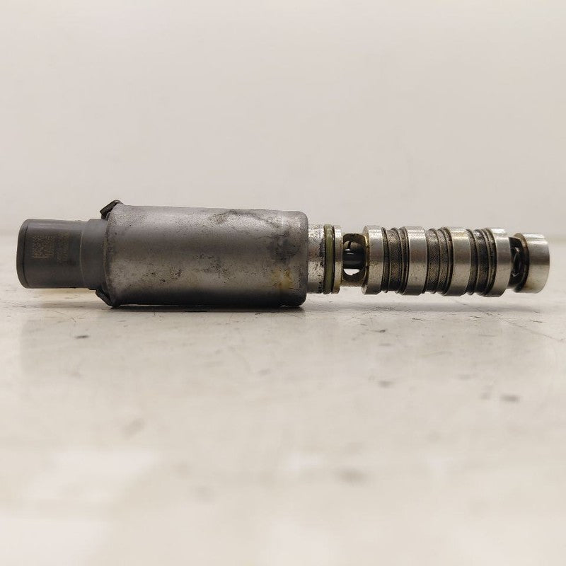 Kia Sorento Variable Timing Gear Oil Control Valve Solenoid Cylinder H