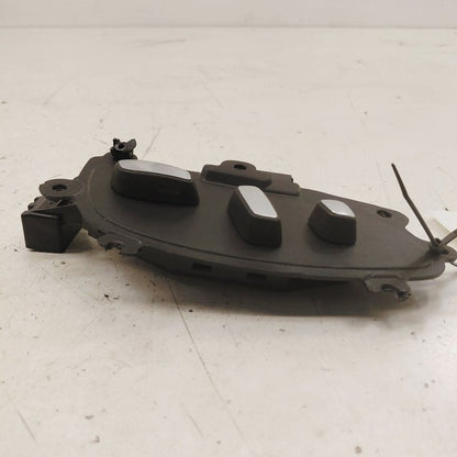 Cadillac XTS Seat Switch Right Passenger Power Seat Control      2016 
