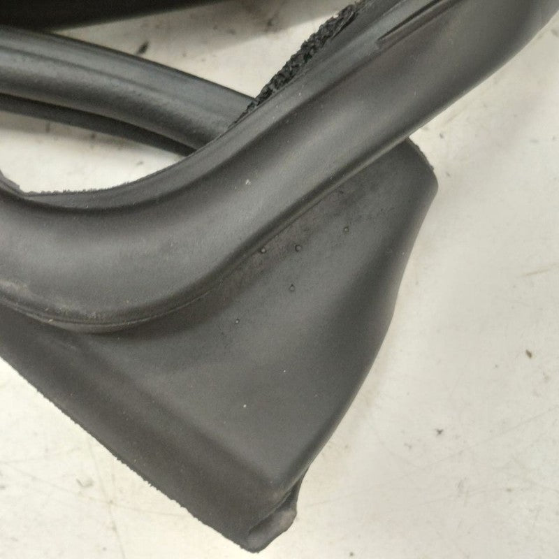 Honda HR-V On Door Seal Rubber Right Passenger Rear Back  2026 2025 20