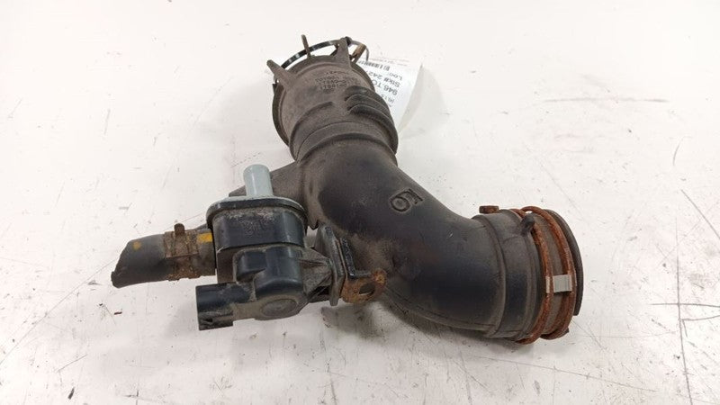 Toyota Prius Air Cleaner Tube    2012 2013 2014 2015 OEM