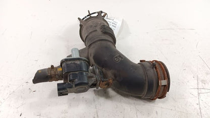 Toyota Prius Air Cleaner Tube    2012 2013 2014 2015 OEM
