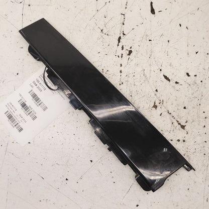 Kia Sorento Passenger Right Rear Door Applique Trim {83260C5000} 2018 