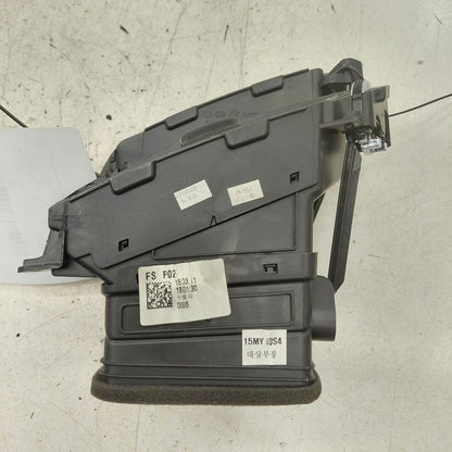 Hyundai Veloster Dash Air Vent Center Middle  2017 2016 2015 2014