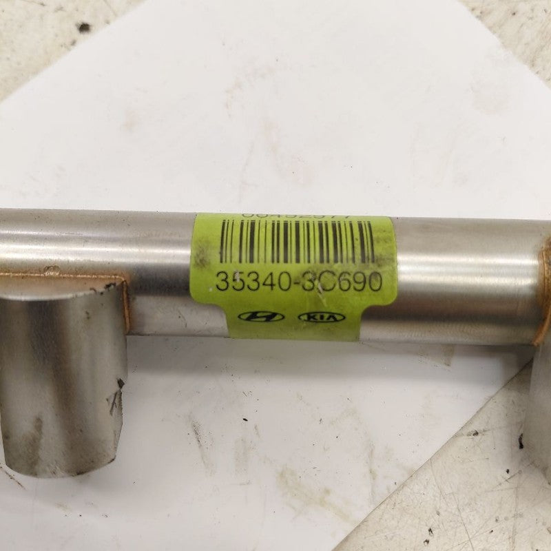 Kia Sorento Right Rear Fuel Rail Injection Injector Mount Bar  2018 20