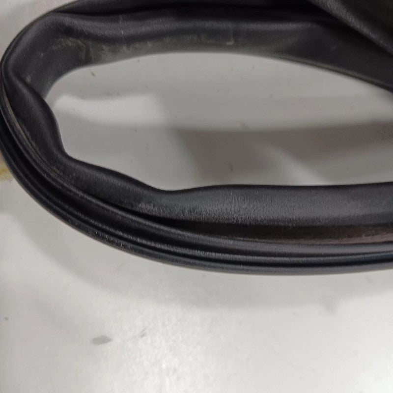 Jeep Compass On Door Seal Rubber Right Passenger Front  2021 2020 2019