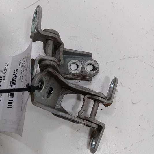Nissan Versa Door Hinge Set Right Front Passenger  2023 2022 2021 2020