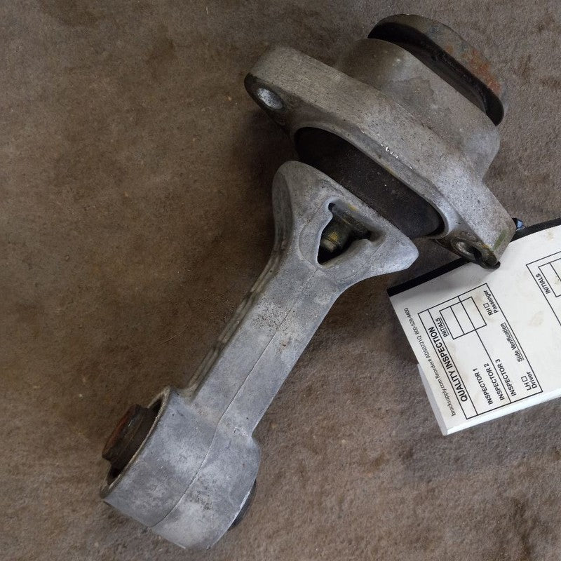 Kia Forte 2.0 Engine Motor Mount Rear Back  2015 2016 2017 2018