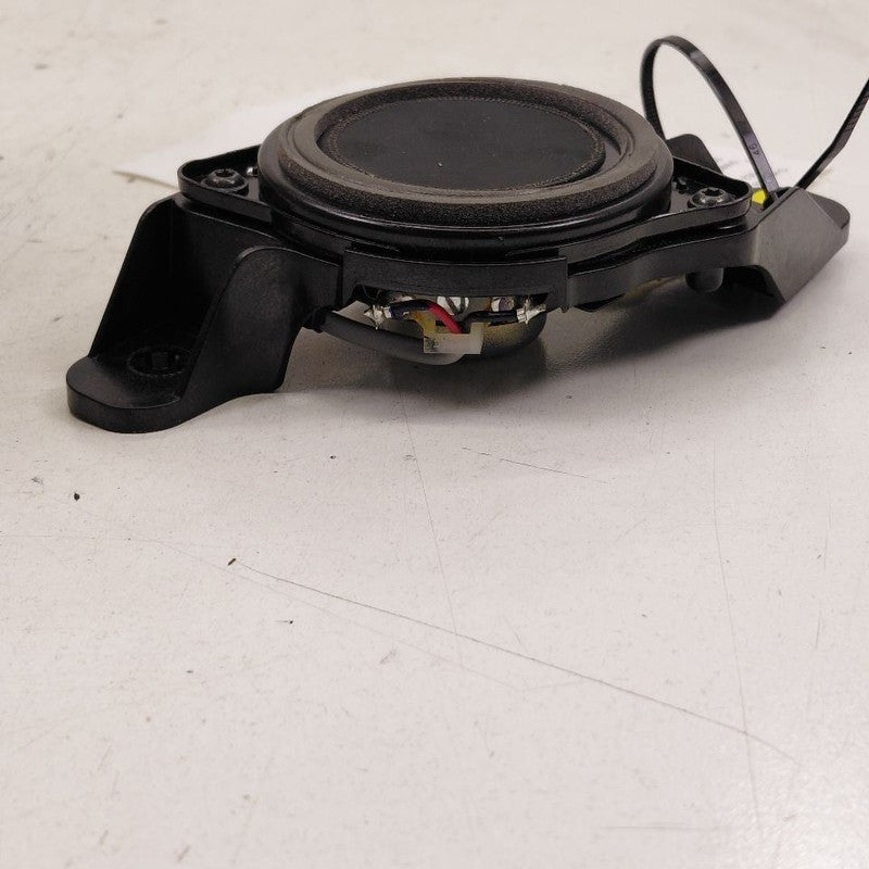Hyundai Santa Fe Left Rear Quarter Panel Speaker {96360S1200} 2019 202