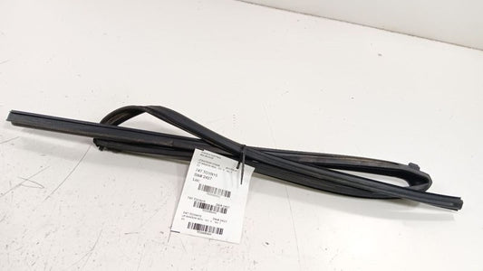 Toyota Prius Left Rear Window Seal    2012 2013 2014 2015 OEM