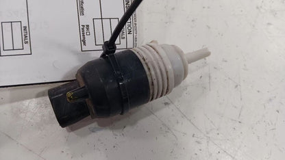 Chevy Traverse Windshield Washer Wash Fluid Reservoir Motor Pump Electric  2010 