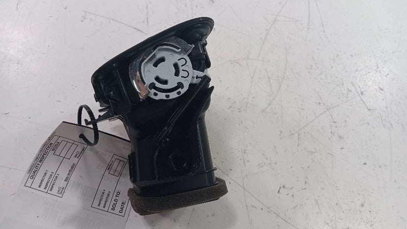 Chrysler 200 Dash Air Vent Left Driver  2015 2016 2017